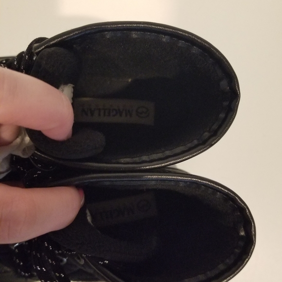 Girls Magellan Duck Boots Size 4 - Picture 3 of 4